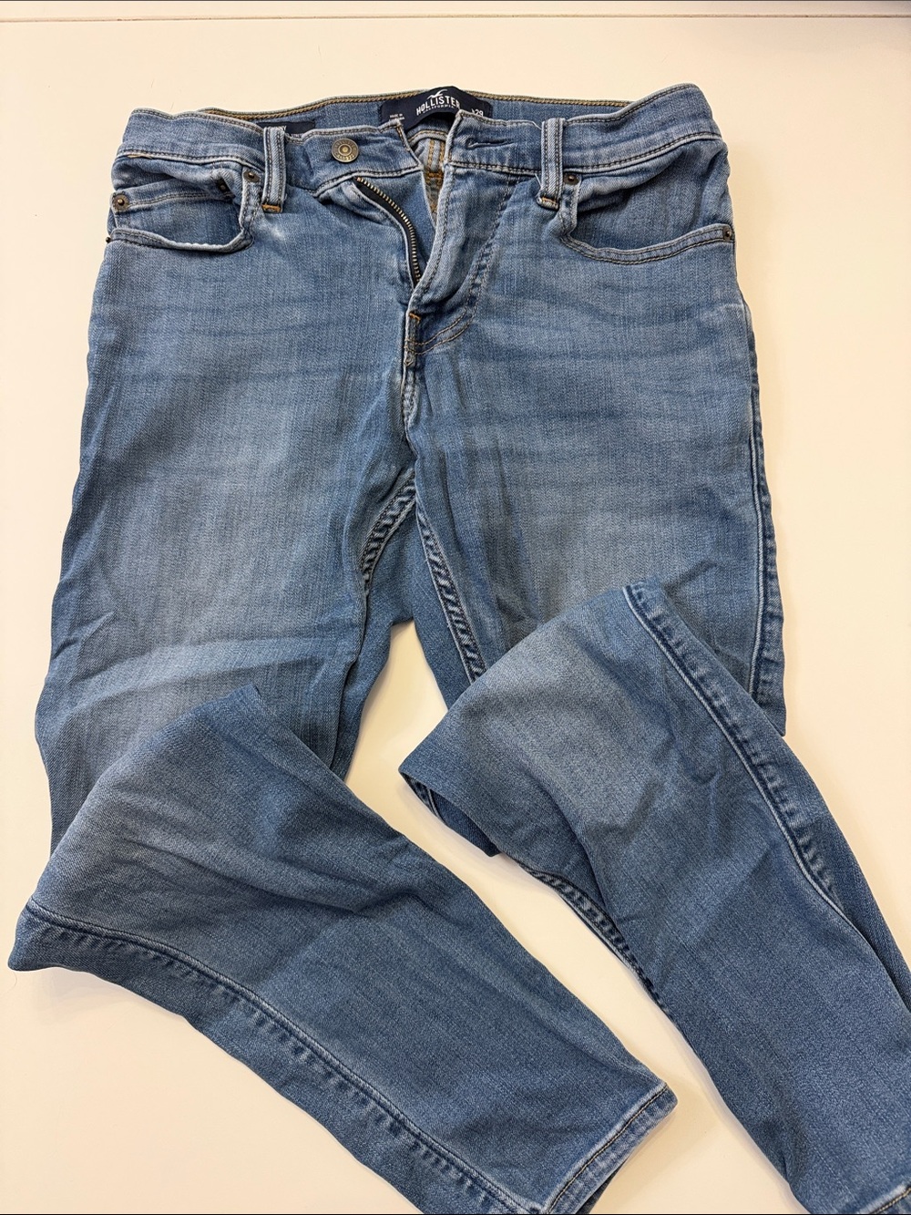 Men’s Hollister Mid-Wash Blue Stretch Skinny Jeans